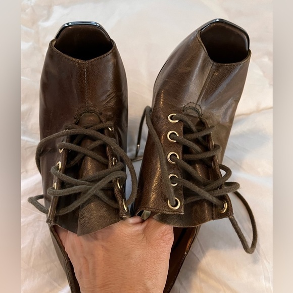 Michael Kors, leather high heel shoes, olive color, peep toes - Picture 13 of 16